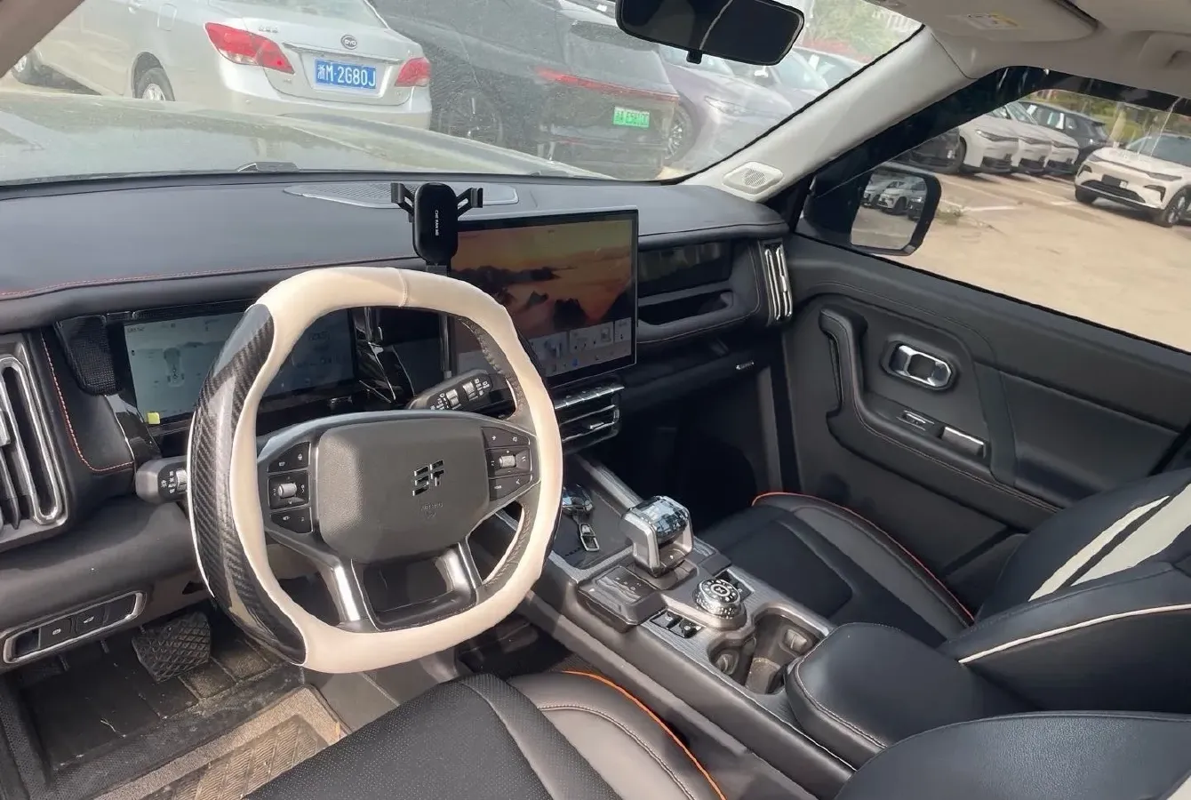 2025 Jetour Traveller 2.0T 254HP L4 7DCT,autocango,china used car exporter,china ev exporter,chinese used car exporter,chinese used ev exporter