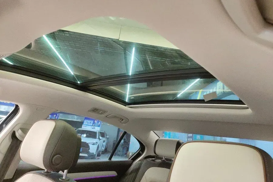 2023 Volkswagen Magotan 2.0T 186HP L4 7DCT,autocango,china used car exporter,china ev exporter,chinese used car exporter,chinese used ev exporter