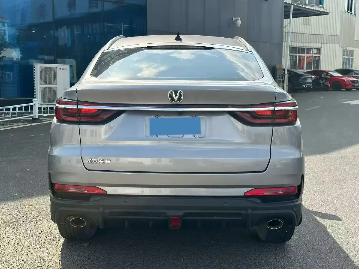 2021 ChangAn CS85 Coupe 1.5T 178HP L4 7DCT,autocango,china used car exporter,china ev exporter,chinese used car exporter,chinese used ev exporter