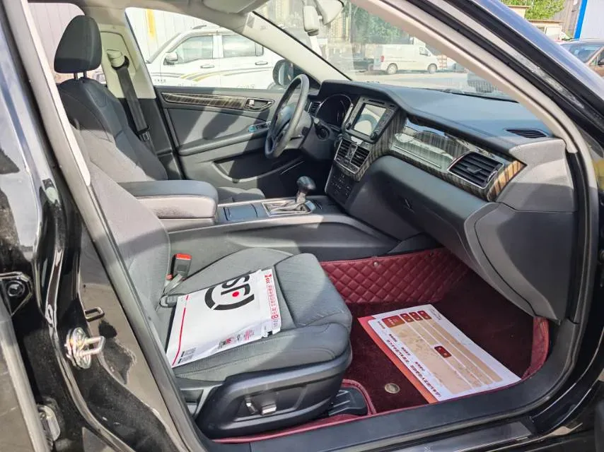 2021 HongQi H7 1.8T 188HP L4 6AT,autocango,china used car exporter,china ev exporter,chinese used car exporter,chinese used ev exporter