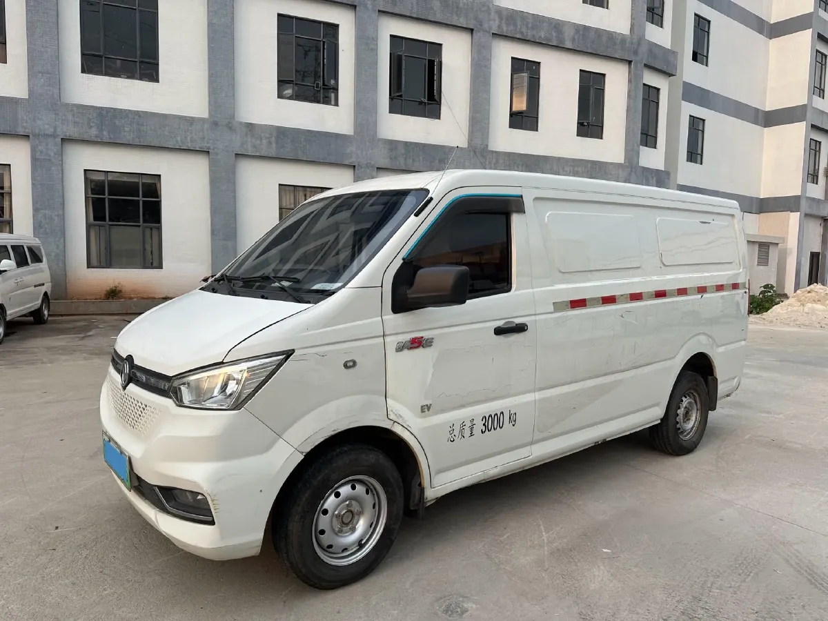 2020 Dongfeng RuiQi 6 2.3T 163HP L4 8AT,autocango,china used car exporter,china ev exporter,chinese used car exporter,chinese used ev exporter