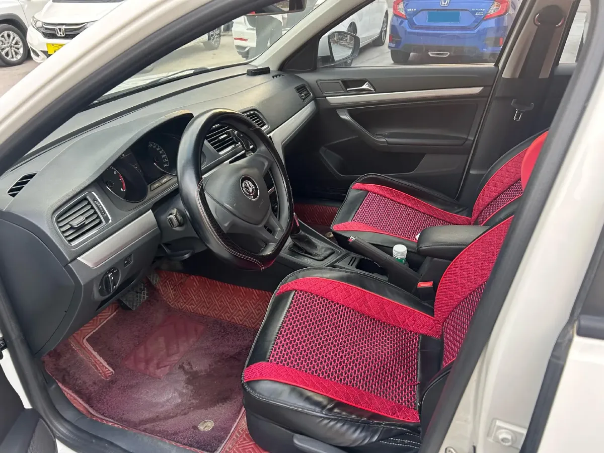 2017 Volkswagen Lavida 1.6L 110HP L4 6AT,autocango,china used car exporter,china ev exporter,chinese used car exporter,chinese used ev exporter