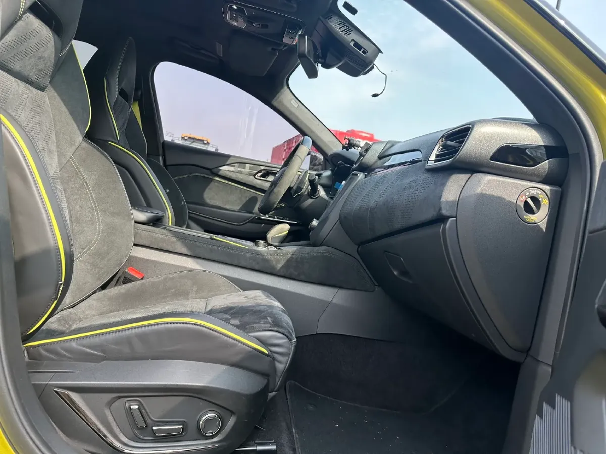 2020 LYNK&CO 03 2.0T 254HP L4 8AT,autocango,china used car exporter,china ev exporter,chinese used car exporter,chinese used ev exporter