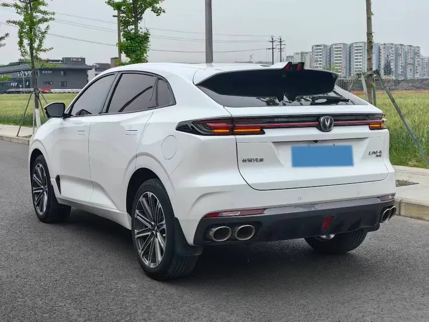 2021 ChangAn UNI-K 2.0T 233HP L4 8AT,autocango,china used car exporter,china ev exporter,chinese used car exporter,chinese used ev exporter