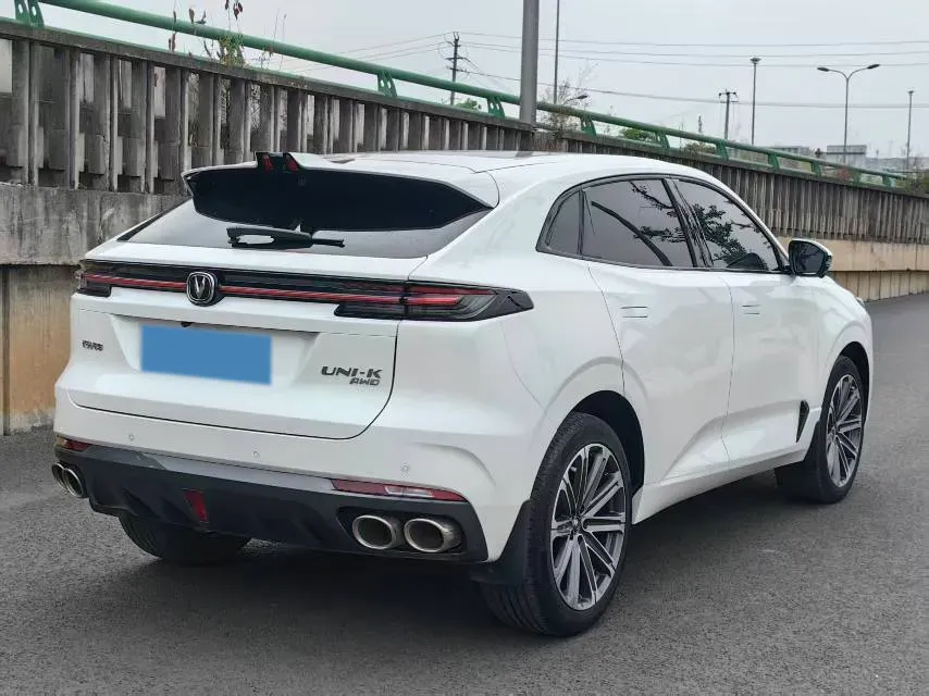 2021 ChangAn UNI-K 2.0T 233HP L4 8AT,autocango,china used car exporter,china ev exporter,chinese used car exporter,chinese used ev exporter
