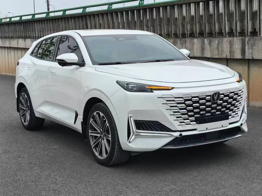 2021 ChangAn UNI-K 2.0T 233HP L4 8AT,autocango,china used car exporter,china ev exporter,chinese used car exporter,chinese used ev exporter