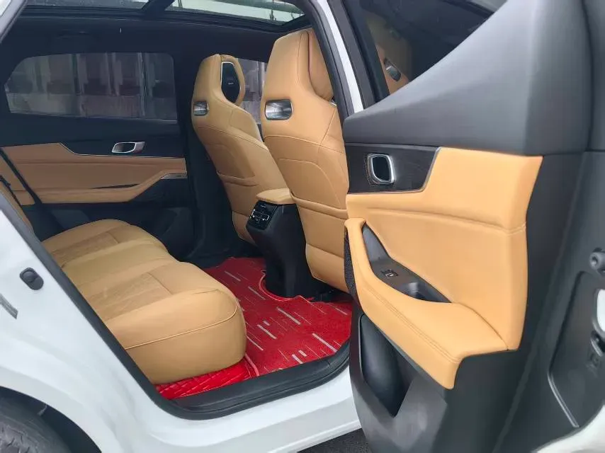 2021 ChangAn UNI-K 2.0T 233HP L4 8AT,autocango,china used car exporter,china ev exporter,chinese used car exporter,chinese used ev exporter