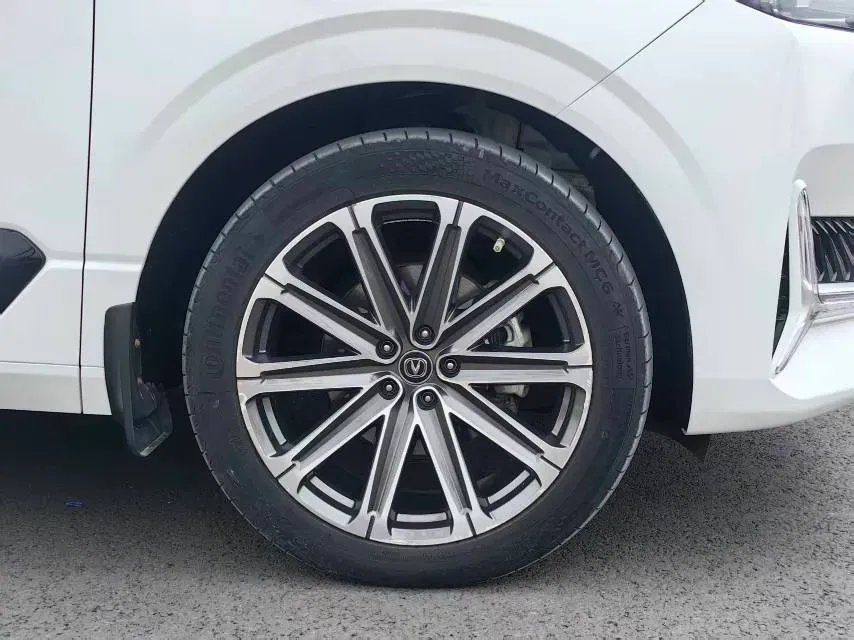 2021 ChangAn UNI-K 2.0T 233HP L4 8AT,autocango,china used car exporter,china ev exporter,chinese used car exporter,chinese used ev exporter