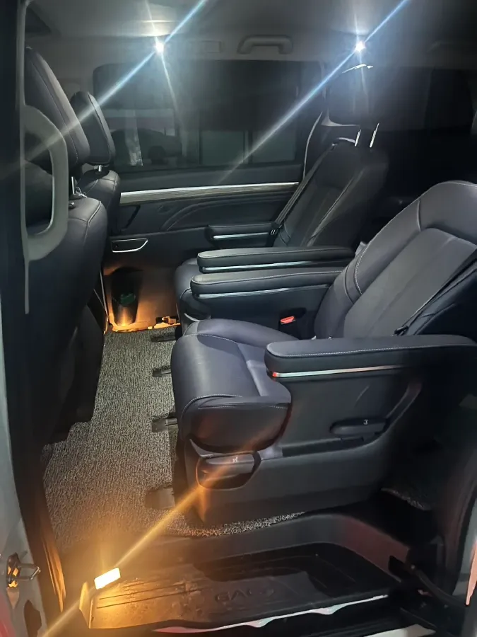 2023 GAC Trumpchi M8 2.0T 252HP L4 8AT,autocango,china used car exporter,china ev exporter,chinese used car exporter,chinese used ev exporter