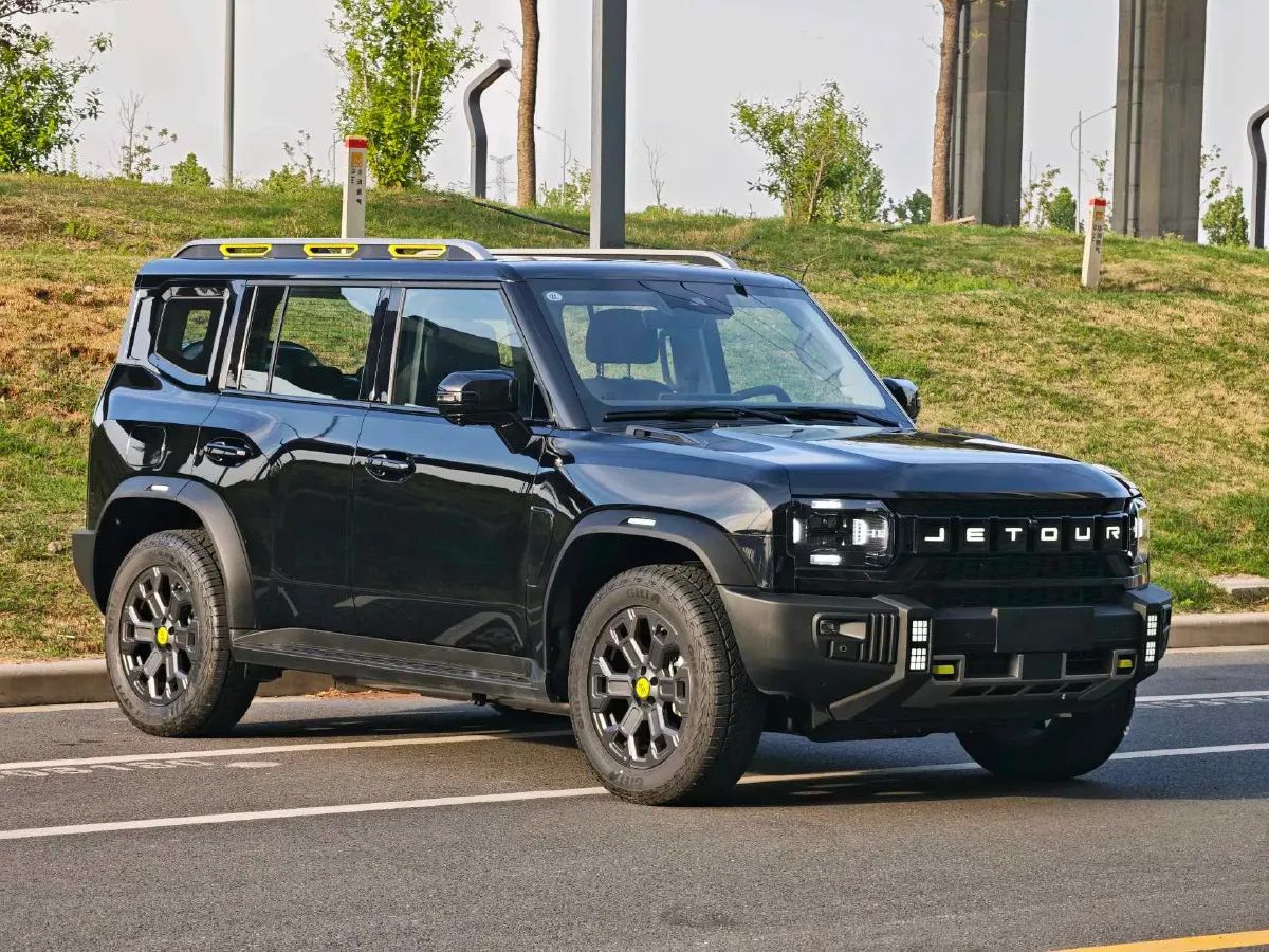 2024 Jetour ShanHai TravellerC-DM 1.5T 156HP L4 3DHT PHEV 43.24KWH,autocango,china used car exporter,china ev exporter,chinese used car exporter,chinese used ev exporter