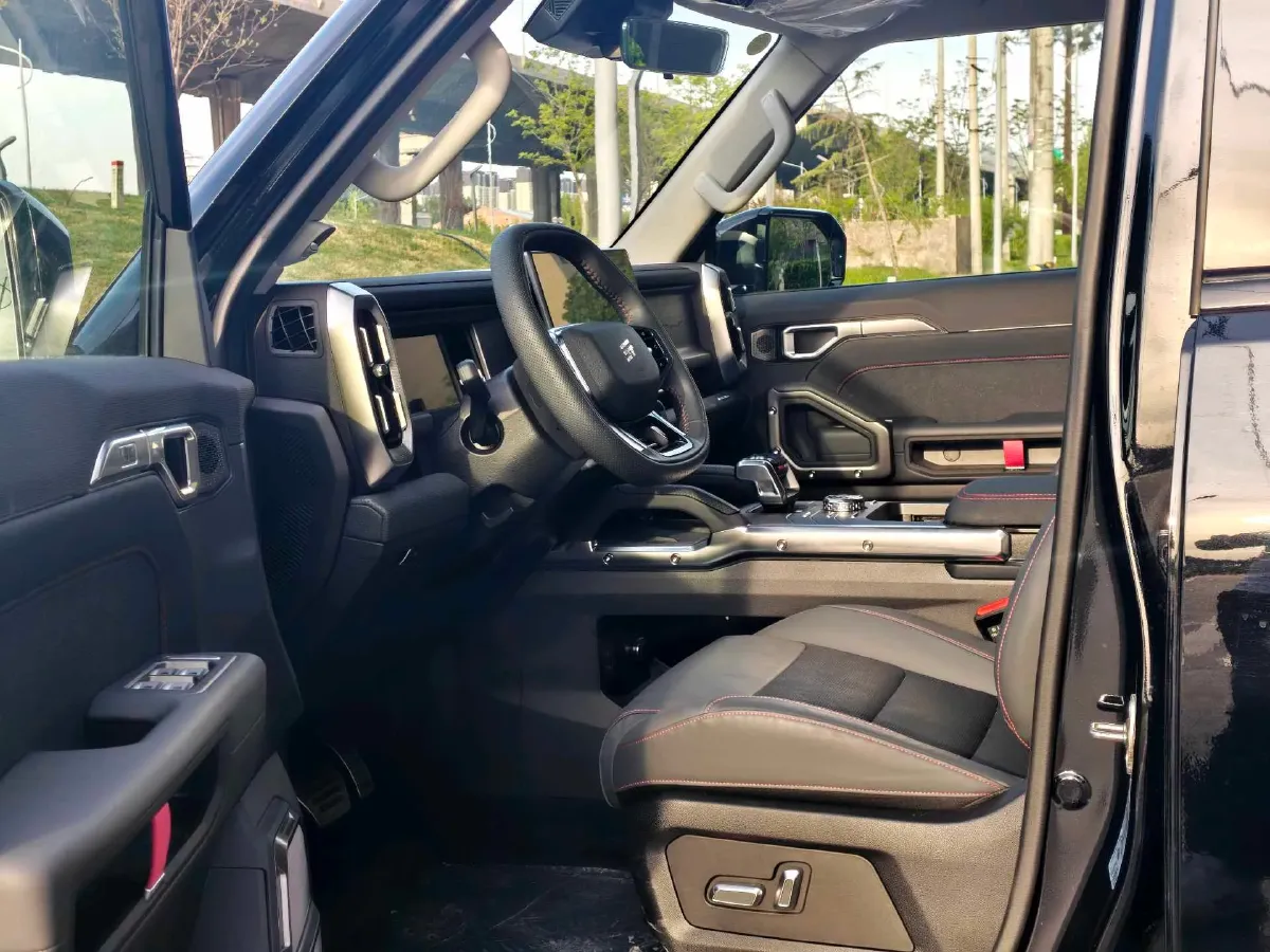 2024 Jetour ShanHai TravellerC-DM 1.5T 156HP L4 3DHT PHEV 43.24KWH,autocango,china used car exporter,china ev exporter,chinese used car exporter,chinese used ev exporter