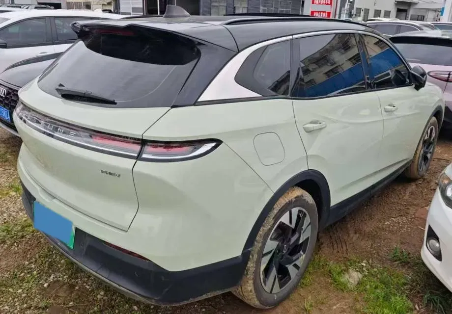 2025 Bestune YueYi 07 1.5T 150HP L4 1DHT PHEV,autocango,china used car exporter,china ev exporter,chinese used car exporter,chinese used ev exporter