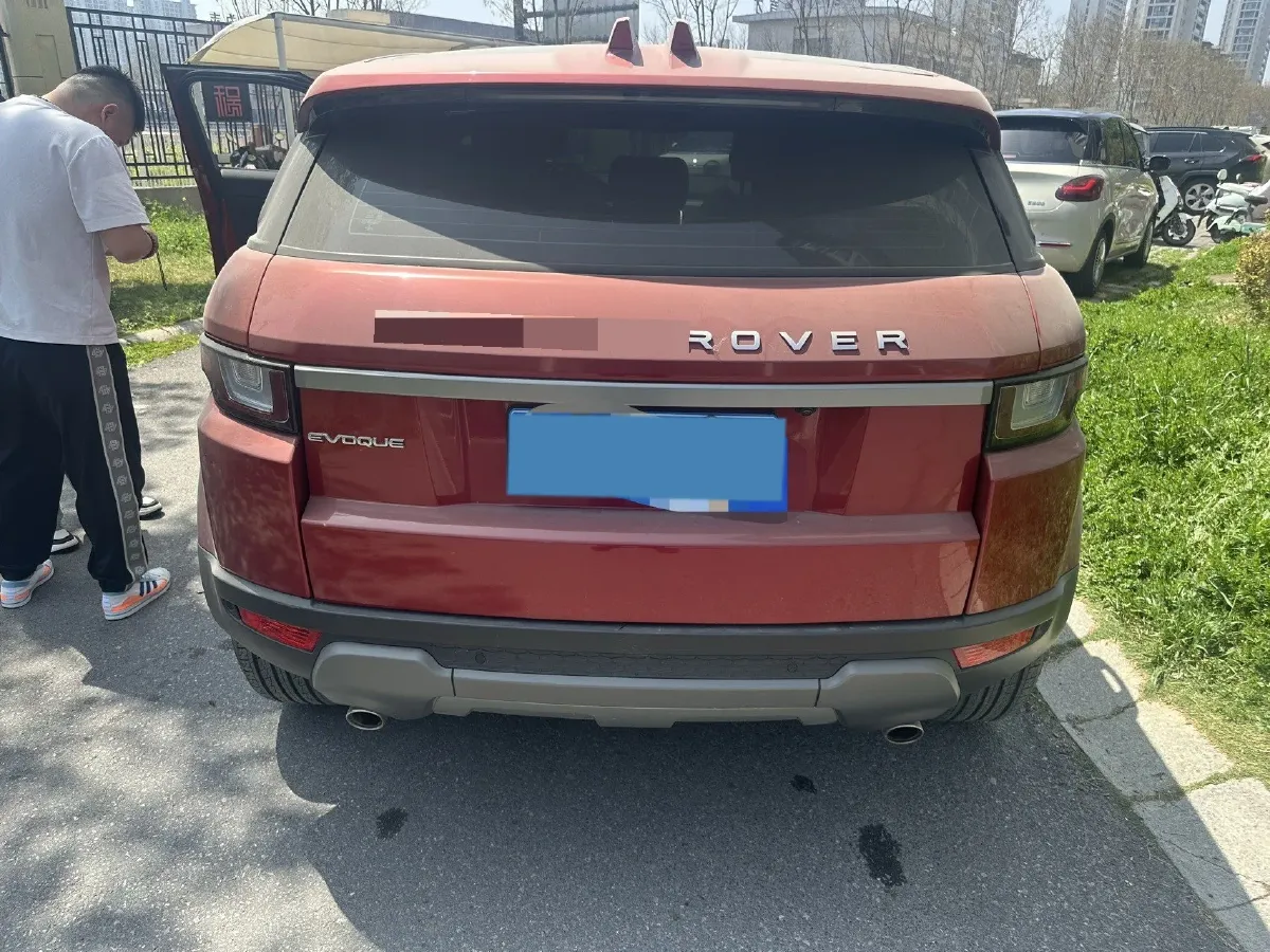 2018 Land Rover Range Rover Evoque 2.0T 241HP L4 9AT,autocango,china used car exporter,china ev exporter,chinese used car exporter,chinese used ev exporter