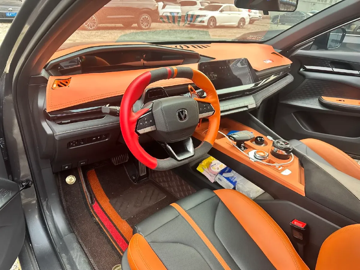 2024 ChangAn UNI-V 1.5T 188HP L4 7DCT,autocango,china used car exporter,china ev exporter,chinese used car exporter,chinese used ev exporter