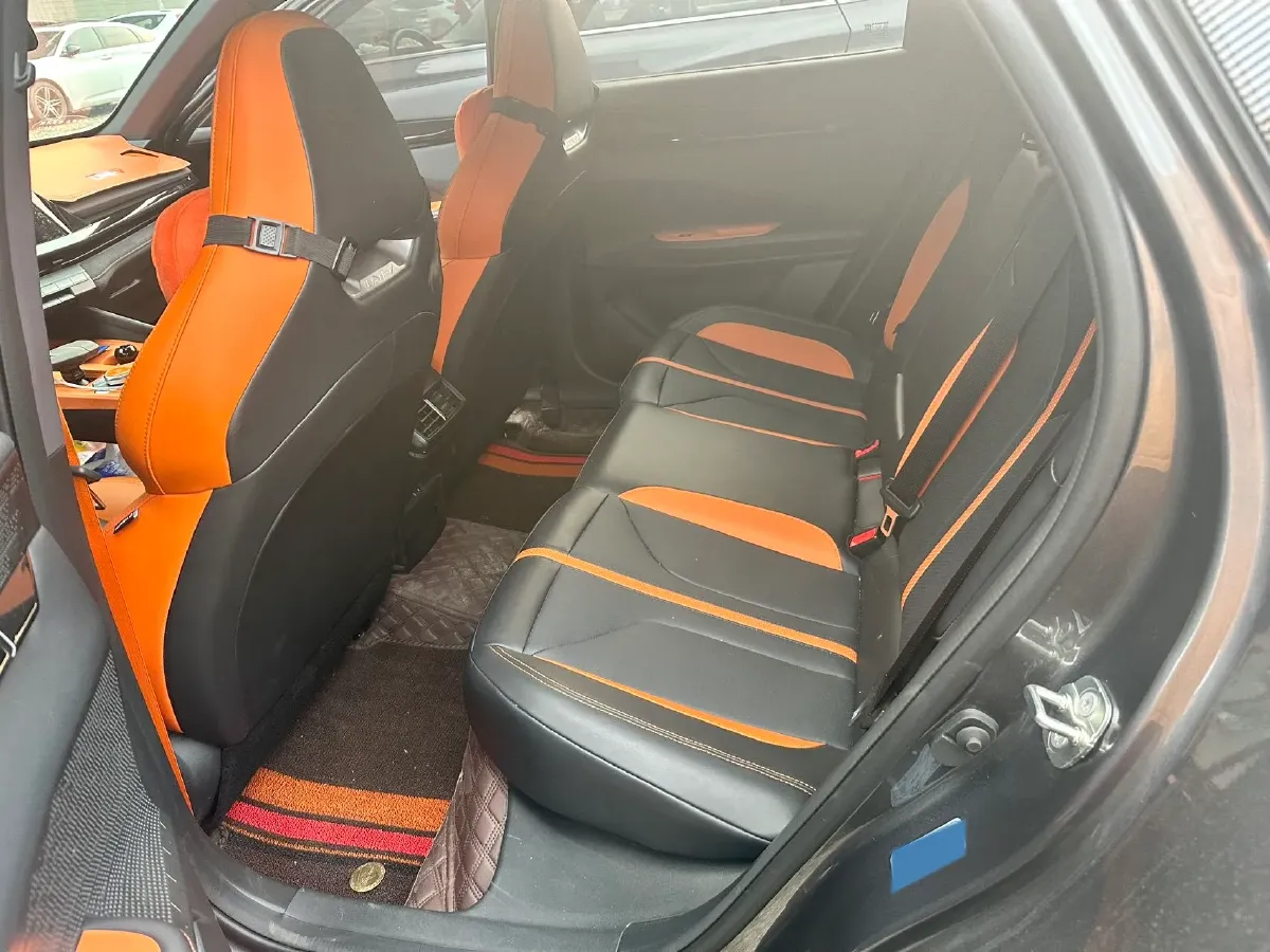 2024 ChangAn UNI-V 1.5T 188HP L4 7DCT,autocango,china used car exporter,china ev exporter,chinese used car exporter,chinese used ev exporter