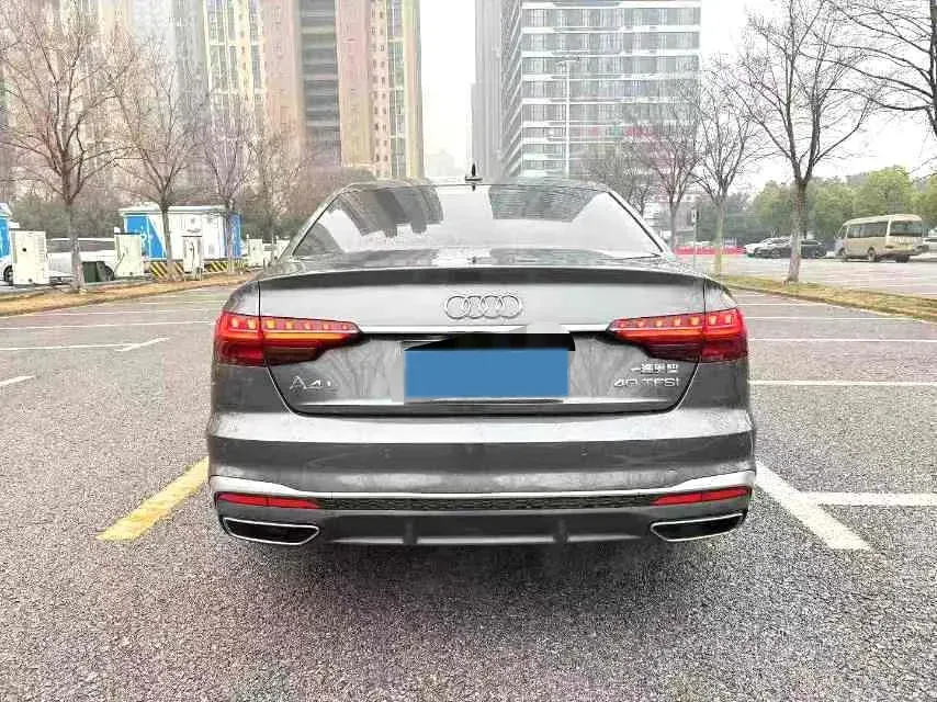 2020 Audi A4L 2.0T 190HP L4 7DCT,autocango,china used car exporter,china ev exporter,chinese used car exporter,chinese used ev exporter