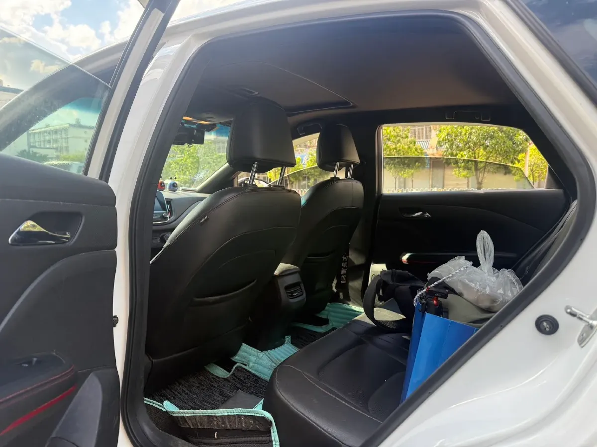 2019 Chevrolet Monza 1.3T 163HP L3 6AT,autocango,china used car exporter,china ev exporter,chinese used car exporter,chinese used ev exporter