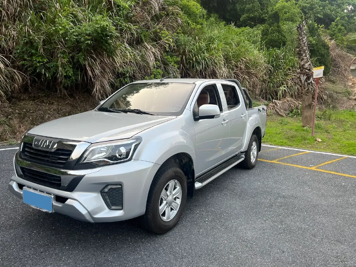 2024 Isuzu Jim 2.8T 120HP L4 5MT,autocango,china used car exporter,china ev exporter,chinese used car exporter,chinese used ev exporter