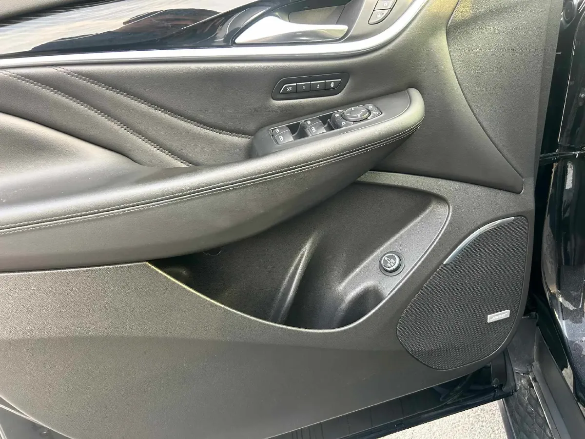 2020 Buick Enclave 2.0T 237HP L4 9AT,autocango,china used car exporter,china ev exporter,chinese used car exporter,chinese used ev exporter