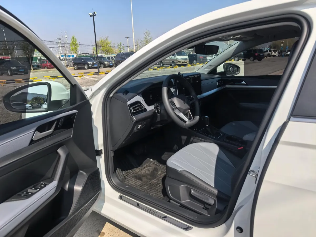 2024 Volkswagen Lavida 1.5L 110HP L4 6AT,autocango,china used car exporter,china ev exporter,chinese used car exporter,chinese used ev exporter