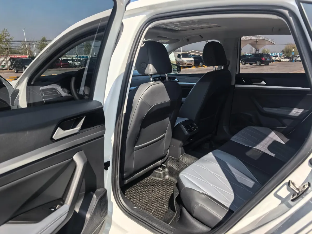 2024 Volkswagen Lavida 1.5L 110HP L4 6AT,autocango,china used car exporter,china ev exporter,chinese used car exporter,chinese used ev exporter