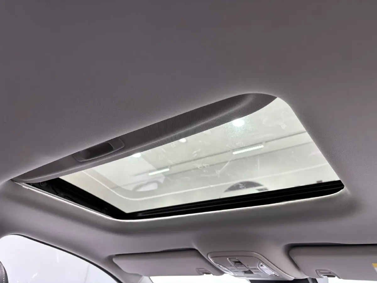 2021 GAC Trumpchi M6 1.5T 169HP L4 7DCT,autocango,china used car exporter,china ev exporter,chinese used car exporter,chinese used ev exporter