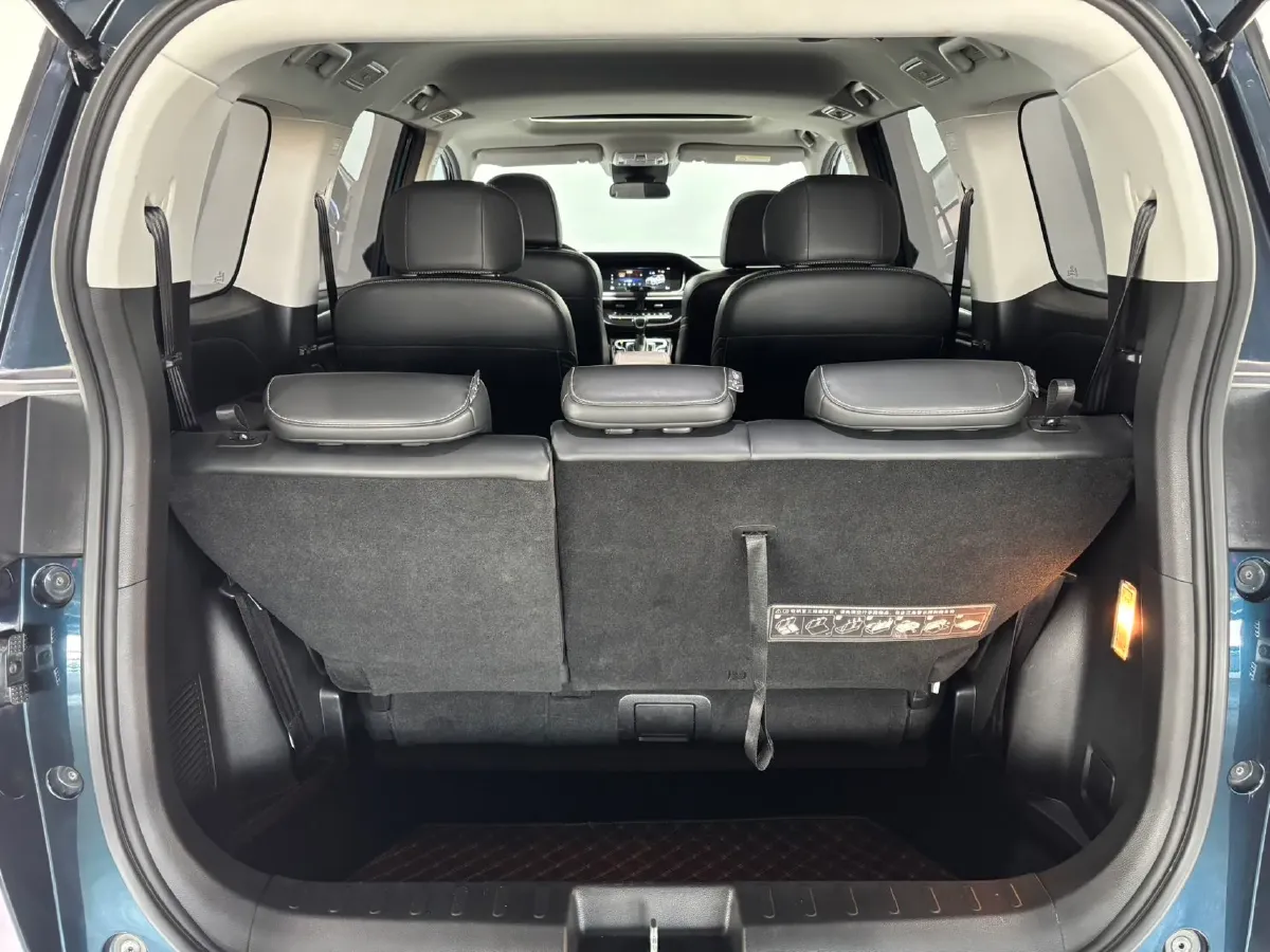 2021 GAC Trumpchi M6 1.5T 169HP L4 7DCT,autocango,china used car exporter,china ev exporter,chinese used car exporter,chinese used ev exporter