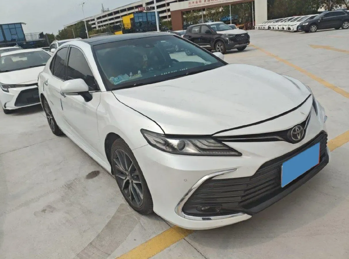 2021 Toyota Camry 2.5L 209HP L4 8AT,autocango,china used car exporter,china ev exporter,chinese used car exporter,chinese used ev exporter