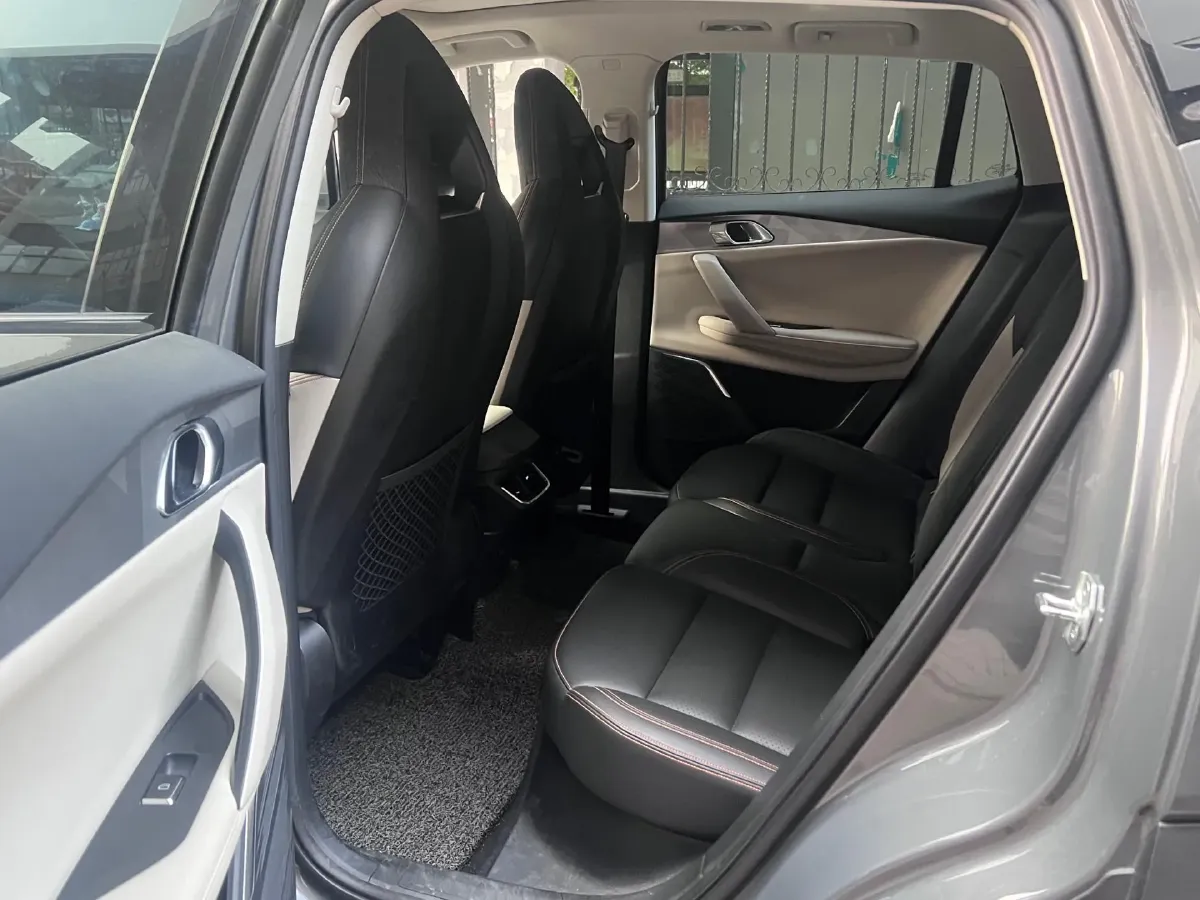 2020 LYNK&CO 06 EM-P 1.5T 177HP L3 7DCT PHEV 11.3KWH,autocango,china used car exporter,china ev exporter,chinese used car exporter,chinese used ev exporter