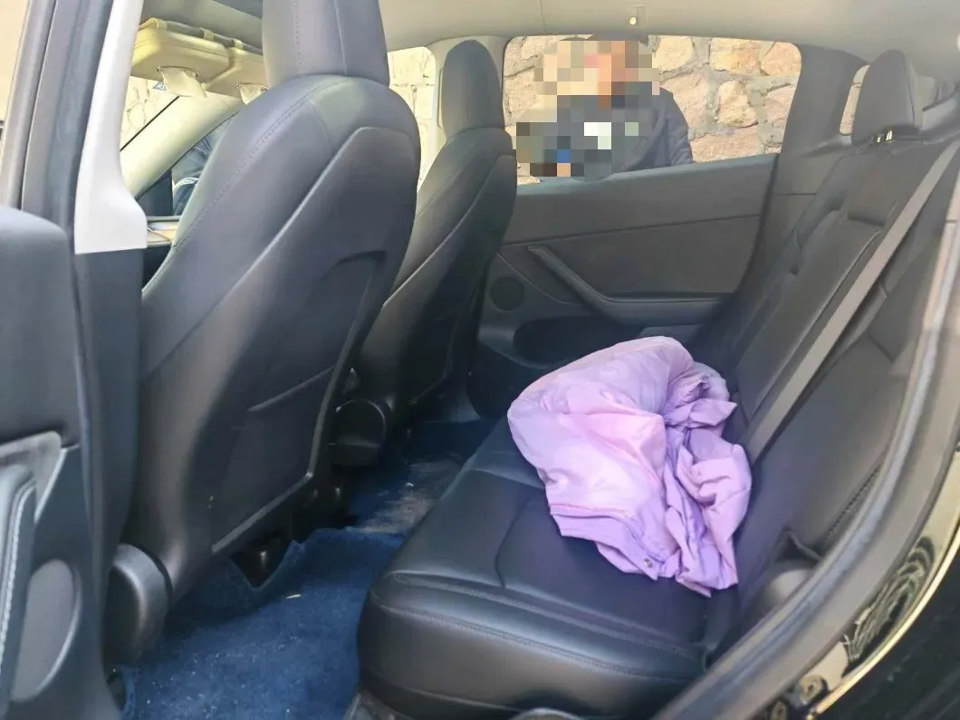 2022 Tesla Model Y BEV 60KWH,autocango,china used car exporter,china ev exporter,chinese used car exporter,chinese used ev exporter