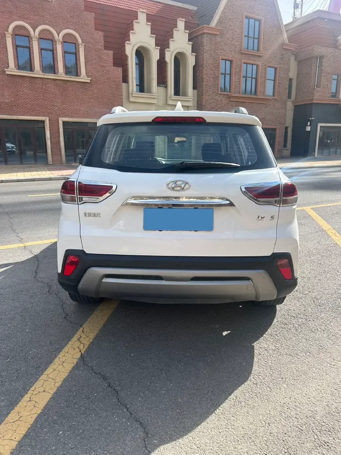 2018 Hyundai ix35 2.0L 160HP L4 6AT,autocango,china used car exporter,china ev exporter,chinese used car exporter,chinese used ev exporter