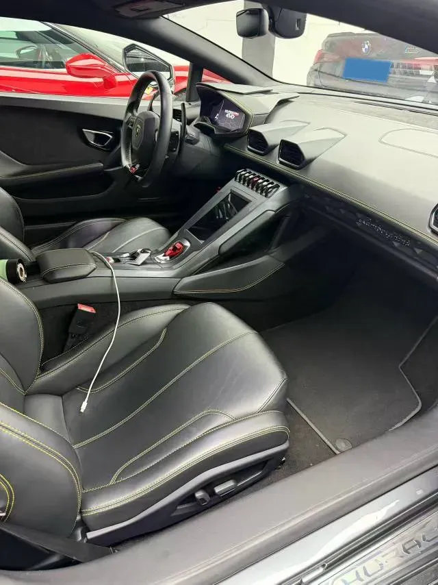2020 Lamborghini Huracán 5.2L 611HP V10 7DCT,autocango,china used car exporter,china ev exporter,chinese used car exporter,chinese used ev exporter
