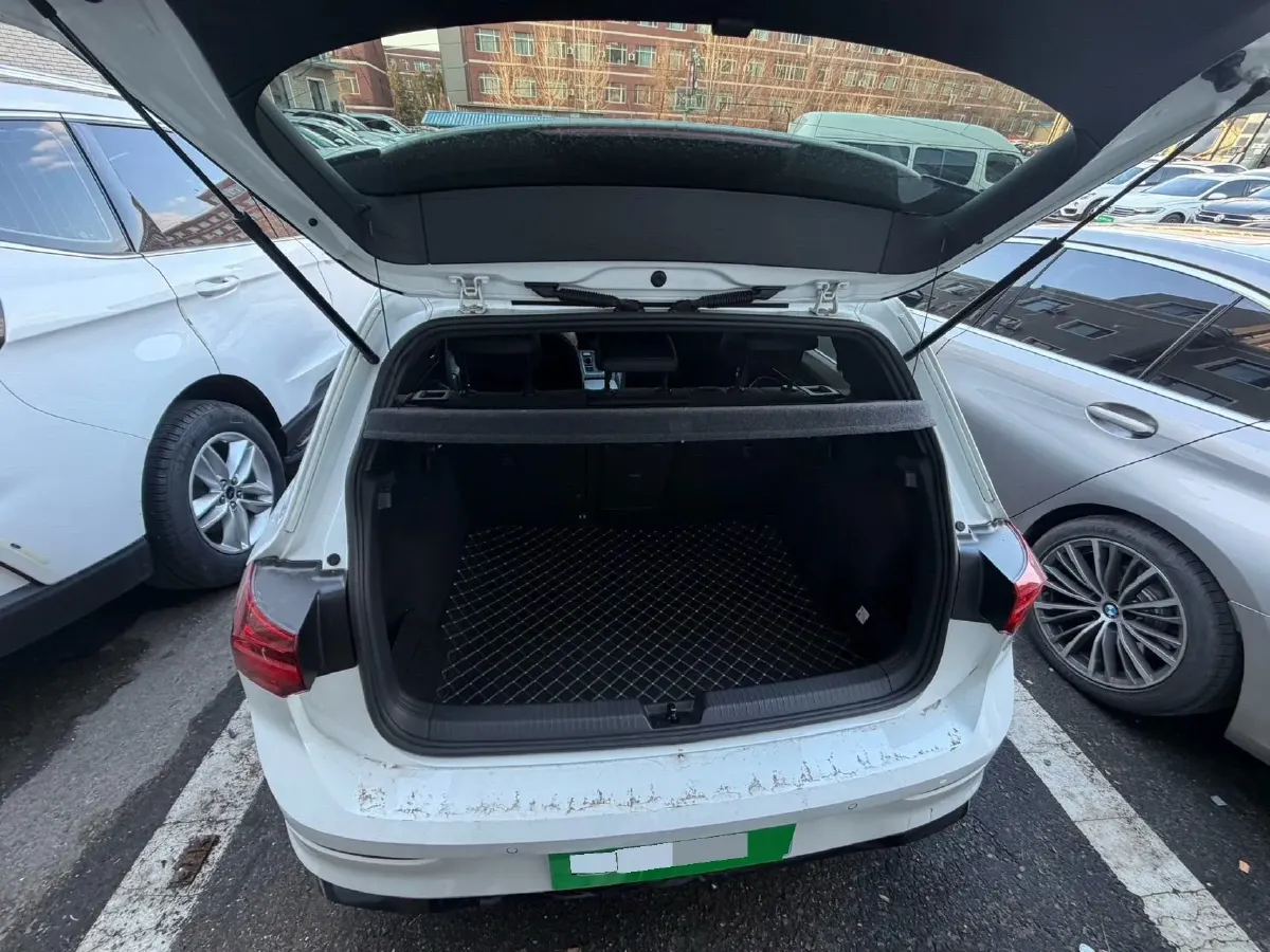 2023 Volkswagen Golf 1.4T 150HP L4 7DCT,autocango,china used car exporter,china ev exporter,chinese used car exporter,chinese used ev exporter