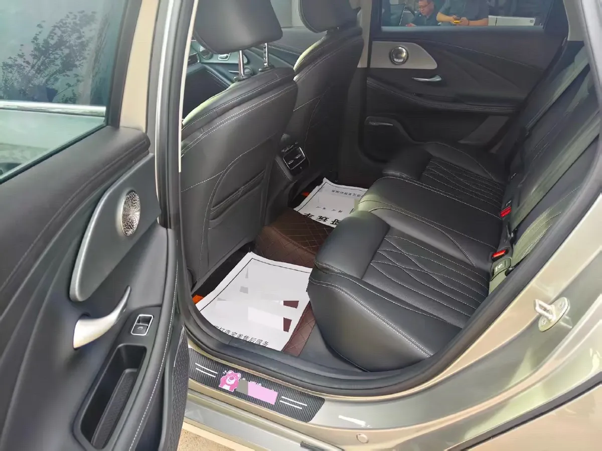 2025 Chery Arrizo 8 1.6T 197HP L4 7DCT,autocango,china used car exporter,china ev exporter,chinese used car exporter,chinese used ev exporter