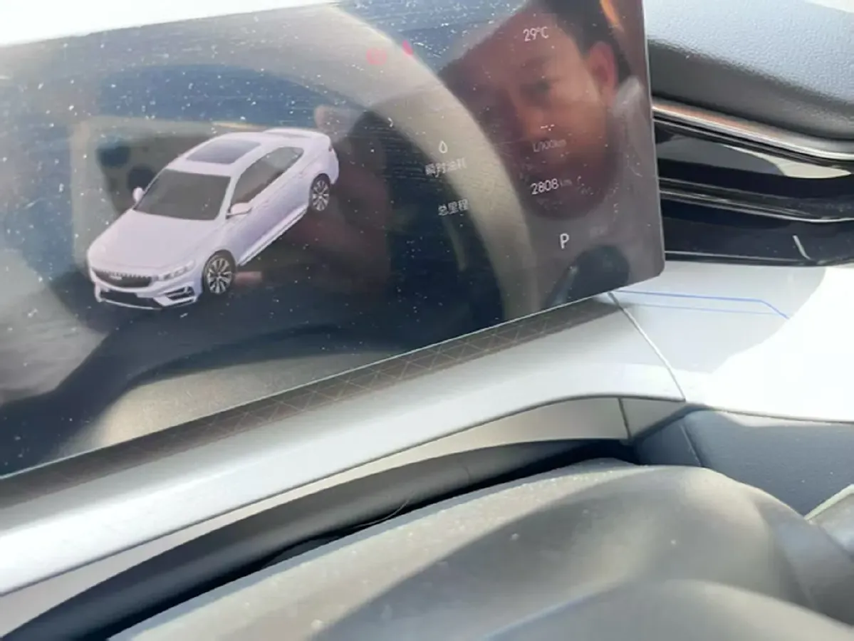 2025 Geely Preface 1.5T 181HP L4 7DCT,autocango,china used car exporter,china ev exporter,chinese used car exporter,chinese used ev exporter