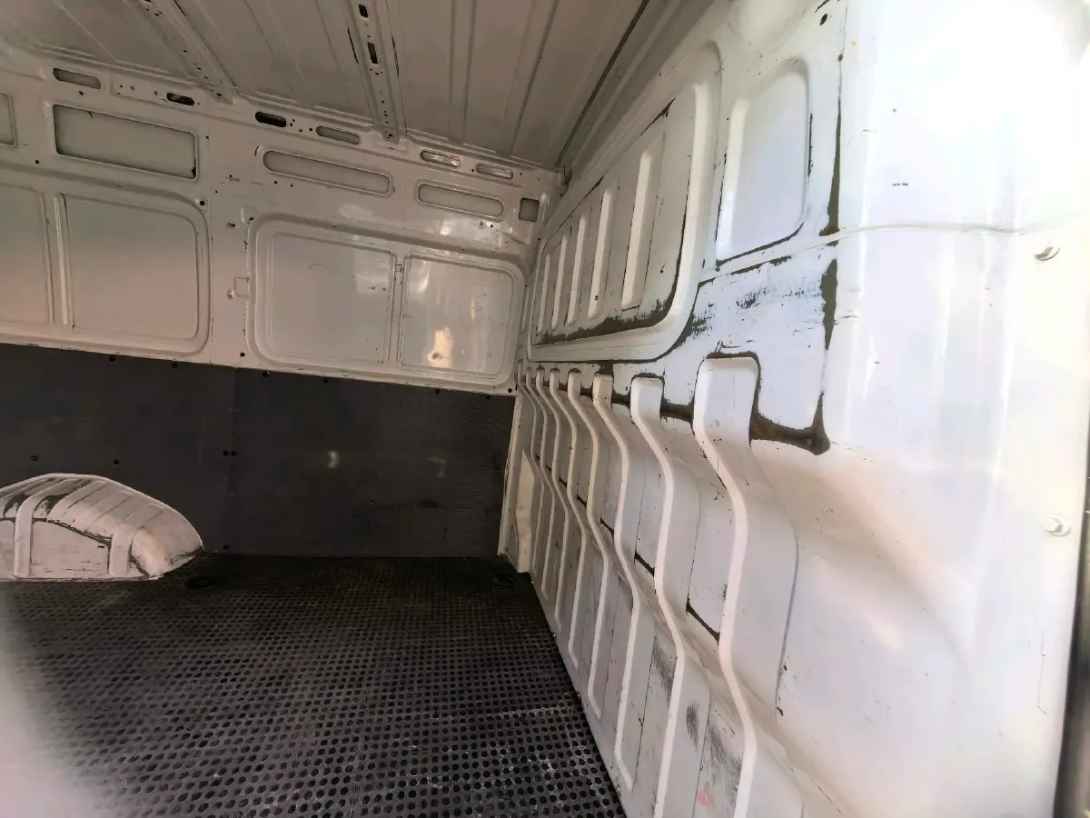 2013 MAXUS XinTu V80 2.5T 136HP L4 5MT,autocango,china used car exporter,china ev exporter,chinese used car exporter,chinese used ev exporter