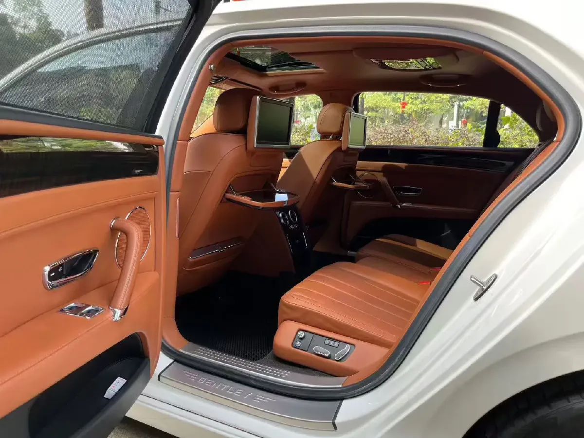 2016 Bentley Flying Spur 4.0T 507HP V8 8AT,autocango,china used car exporter,china ev exporter,chinese used car exporter,chinese used ev exporter