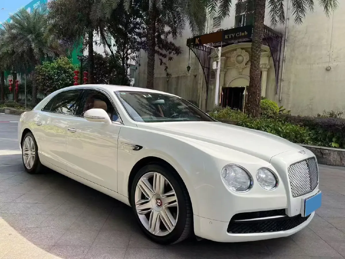 2016 Bentley Flying Spur 4.0T 507HP V8 8AT,autocango,china used car exporter,china ev exporter,chinese used car exporter,chinese used ev exporter