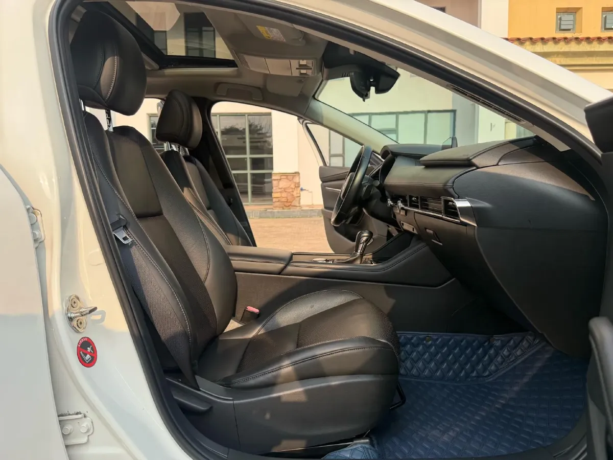 2021 Mazda 3 Axela 2.0L 158HP L4 6AT,autocango,china used car exporter,china ev exporter,chinese used car exporter,chinese used ev exporter