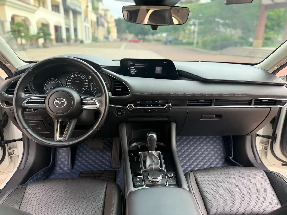 2021 Mazda 3 Axela 2.0L 158HP L4 6AT,autocango,china used car exporter,china ev exporter,chinese used car exporter,chinese used ev exporter
