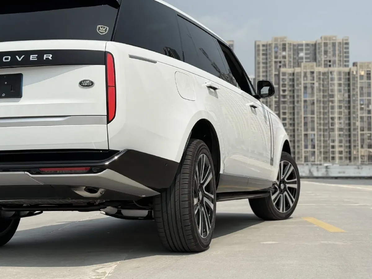 2024 Land Rover Range Rover 3.0T 400HP L6 8AT,autocango,china used car exporter,china ev exporter,chinese used car exporter,chinese used ev exporter