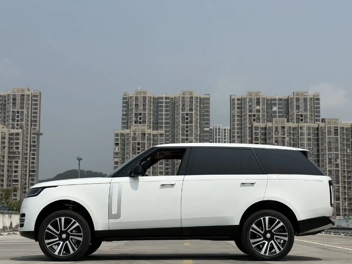 2024 Land Rover Range Rover 3.0T 400HP L6 8AT,autocango,china used car exporter,china ev exporter,chinese used car exporter,chinese used ev exporter