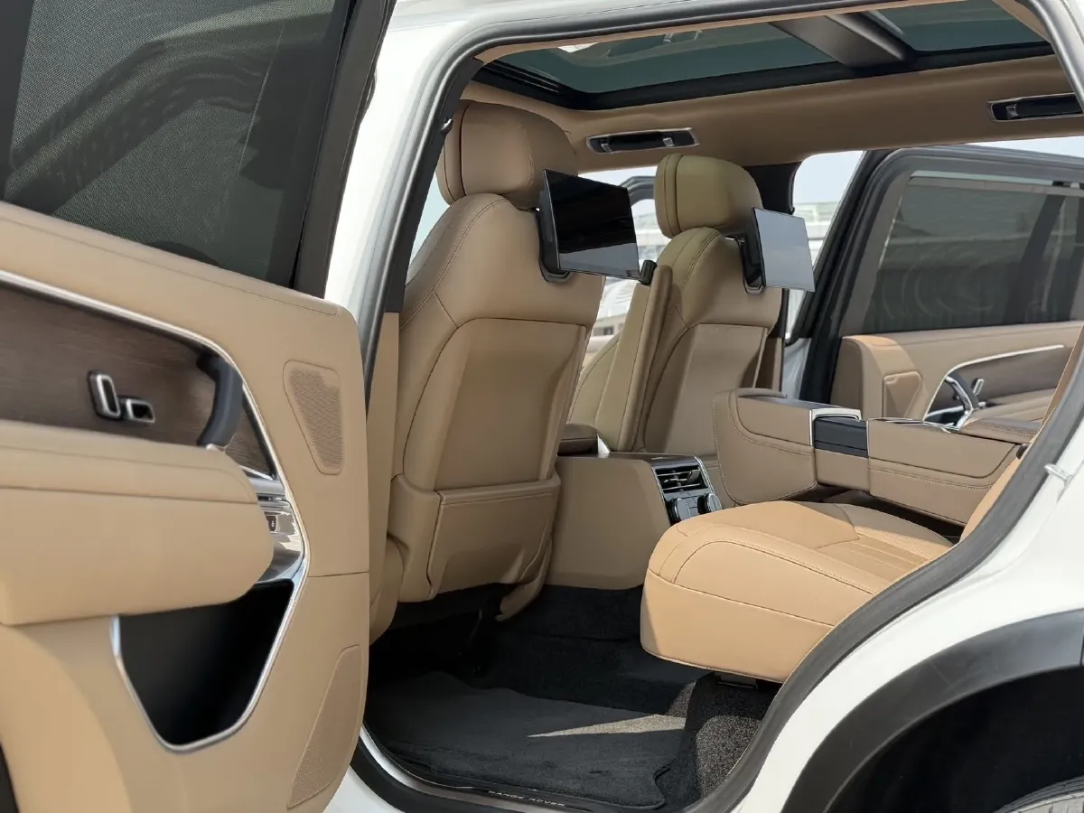 2024 Land Rover Range Rover 3.0T 400HP L6 8AT,autocango,china used car exporter,china ev exporter,chinese used car exporter,chinese used ev exporter