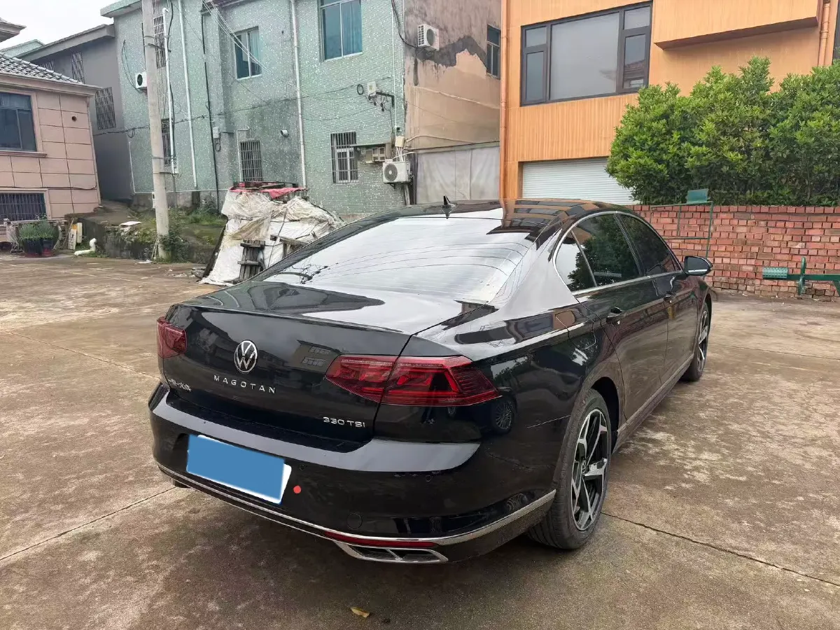 2025 Volkswagen Magotan 2.0T 186HP L4 7DCT,autocango,china used car exporter,china ev exporter,chinese used car exporter,chinese used ev exporter
