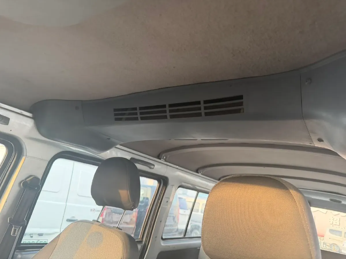 2017 WuLing RongGuang 1.5L 107HP L4 5MT,autocango,china used car exporter,china ev exporter,chinese used car exporter,chinese used ev exporter