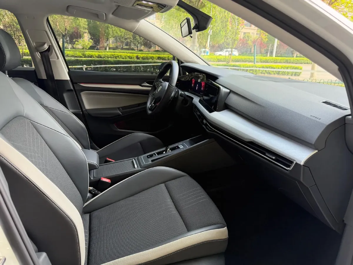 2021 Volkswagen Golf 1.4T 150HP L4 7DCT,autocango,china used car exporter,china ev exporter,chinese used car exporter,chinese used ev exporter