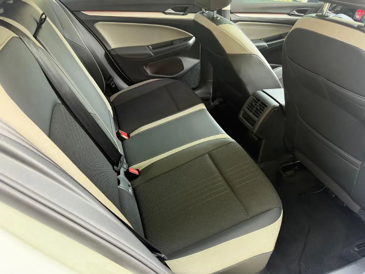 2021 Volkswagen Golf 1.4T 150HP L4 7DCT,autocango,china used car exporter,china ev exporter,chinese used car exporter,chinese used ev exporter