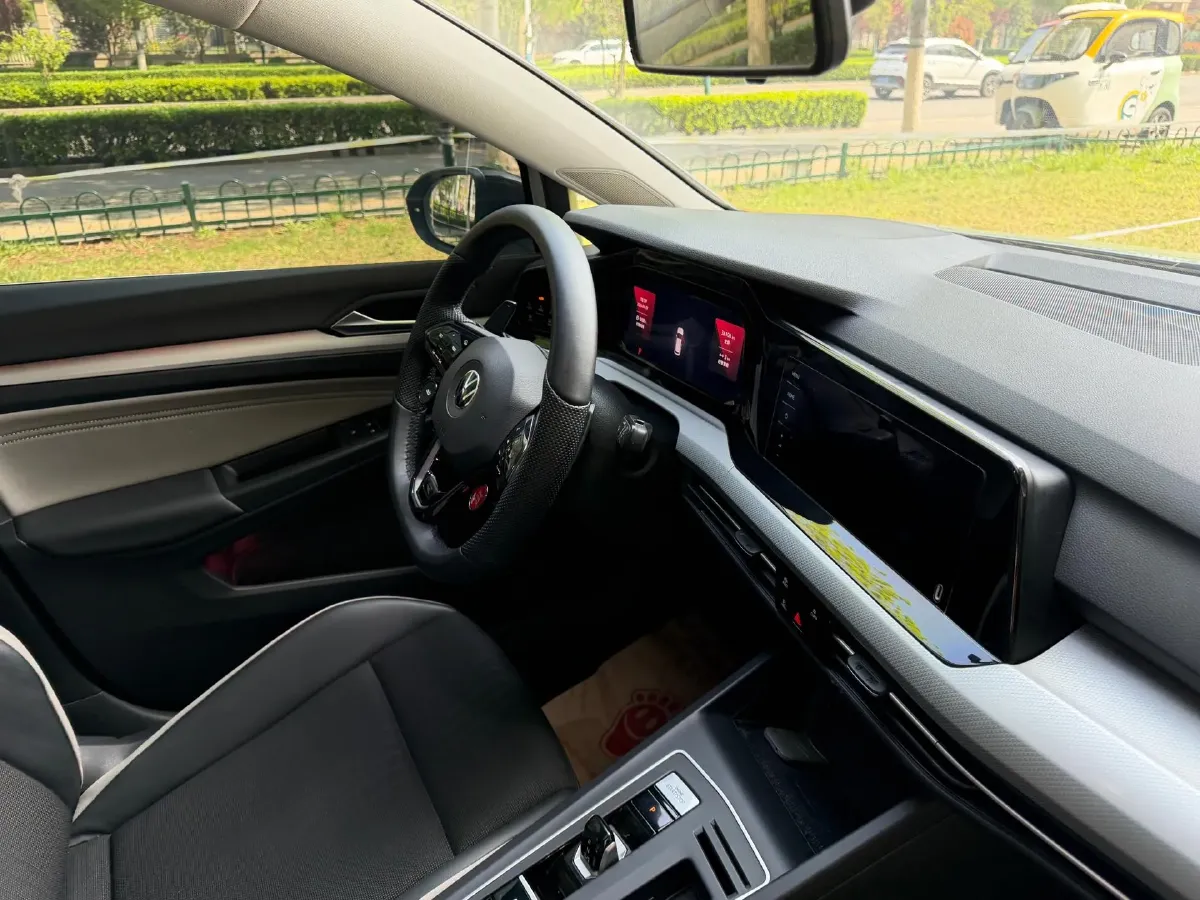 2021 Volkswagen Golf 1.4T 150HP L4 7DCT,autocango,china used car exporter,china ev exporter,chinese used car exporter,chinese used ev exporter