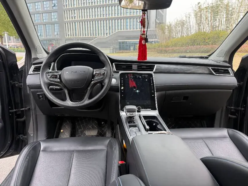 2025 Roewe RX5 1.5T 181HP L4 7DCT,autocango,china used car exporter,china ev exporter,chinese used car exporter,chinese used ev exporter