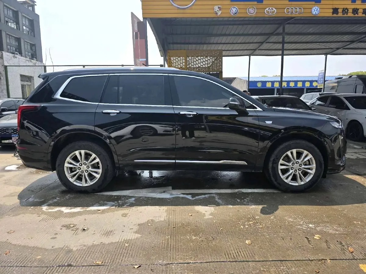 2022 Cadillac XT6 2.0T 237HP L4 9AT,autocango,china used car exporter,china ev exporter,chinese used car exporter,chinese used ev exporter